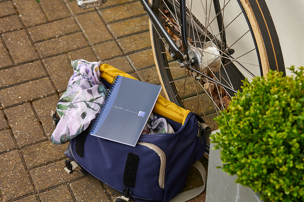 Oxford My Notes Navy Blue A5 Card Cover Wirebound Notebook, Ruled with 200 Pages