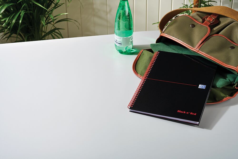 Oxford Black n' Red A4 Glossy Hardback Wirebound Notebook 5mm Square Ruled 140 Page Black