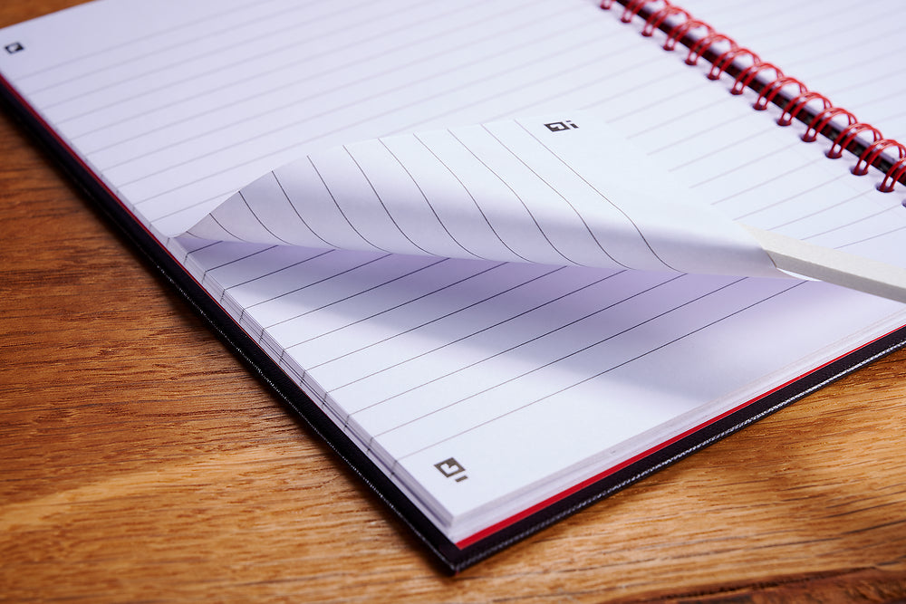 Oxford Black n' Red A4 Glossy Hardback Wirebound Notebook, Ruled and Perforated, 140 Page, 1 Notebook